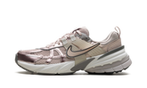 V2K Run WMNS"Particle Beige College Grey Light Bone" FD0736 201