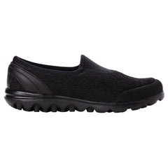 TravelActiv Slip On Sneakers